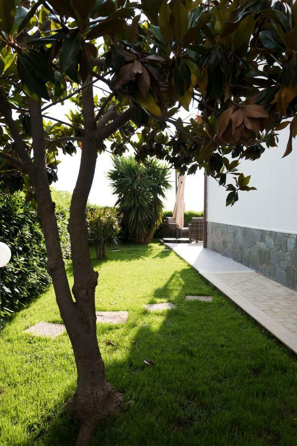 L'Oasi Di Giorgia Bed & Breakfast Cittadella del Capo Exterior photo